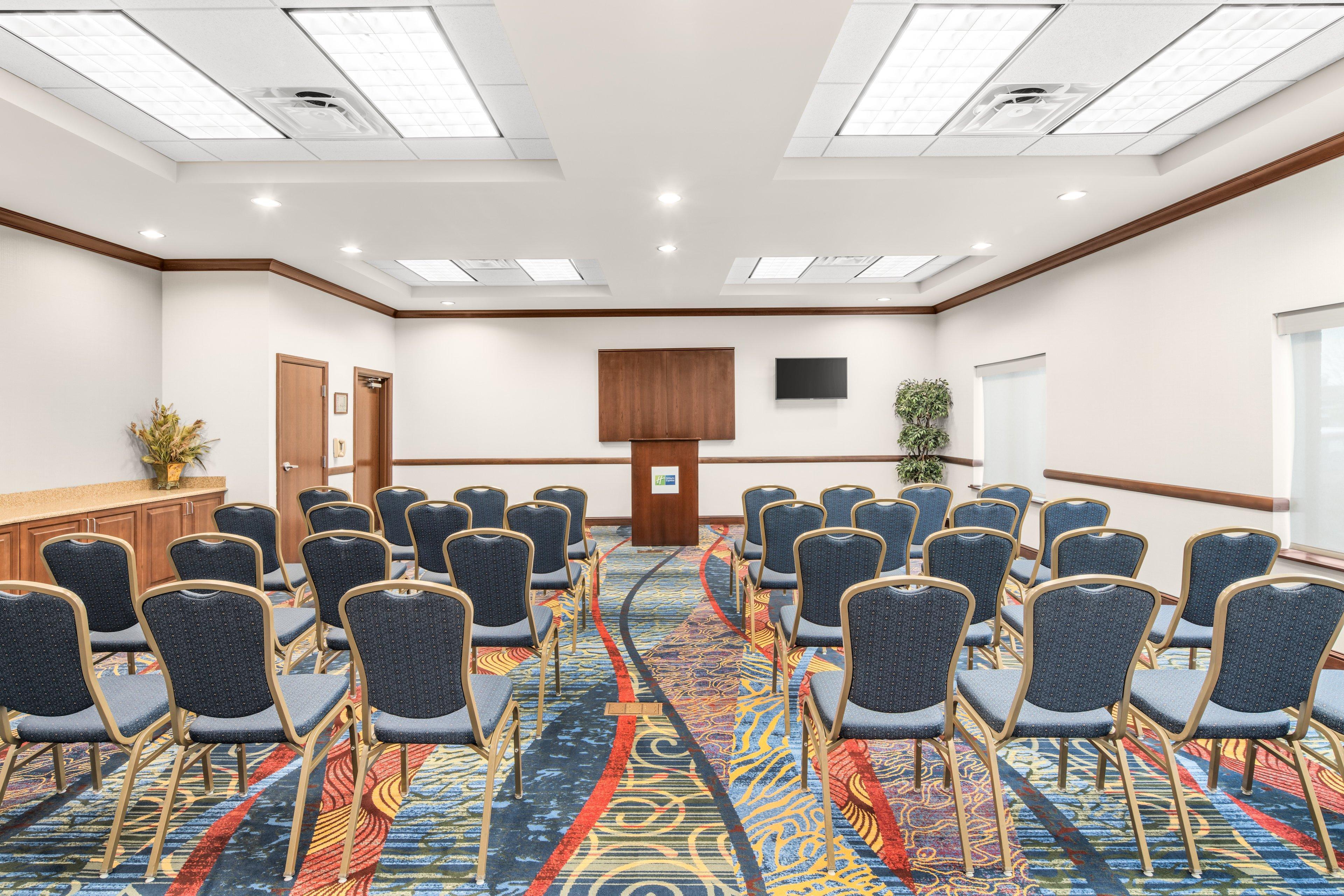 Holiday Inn Express & Suites Wilmington-Newark By Ihg Luaran gambar
