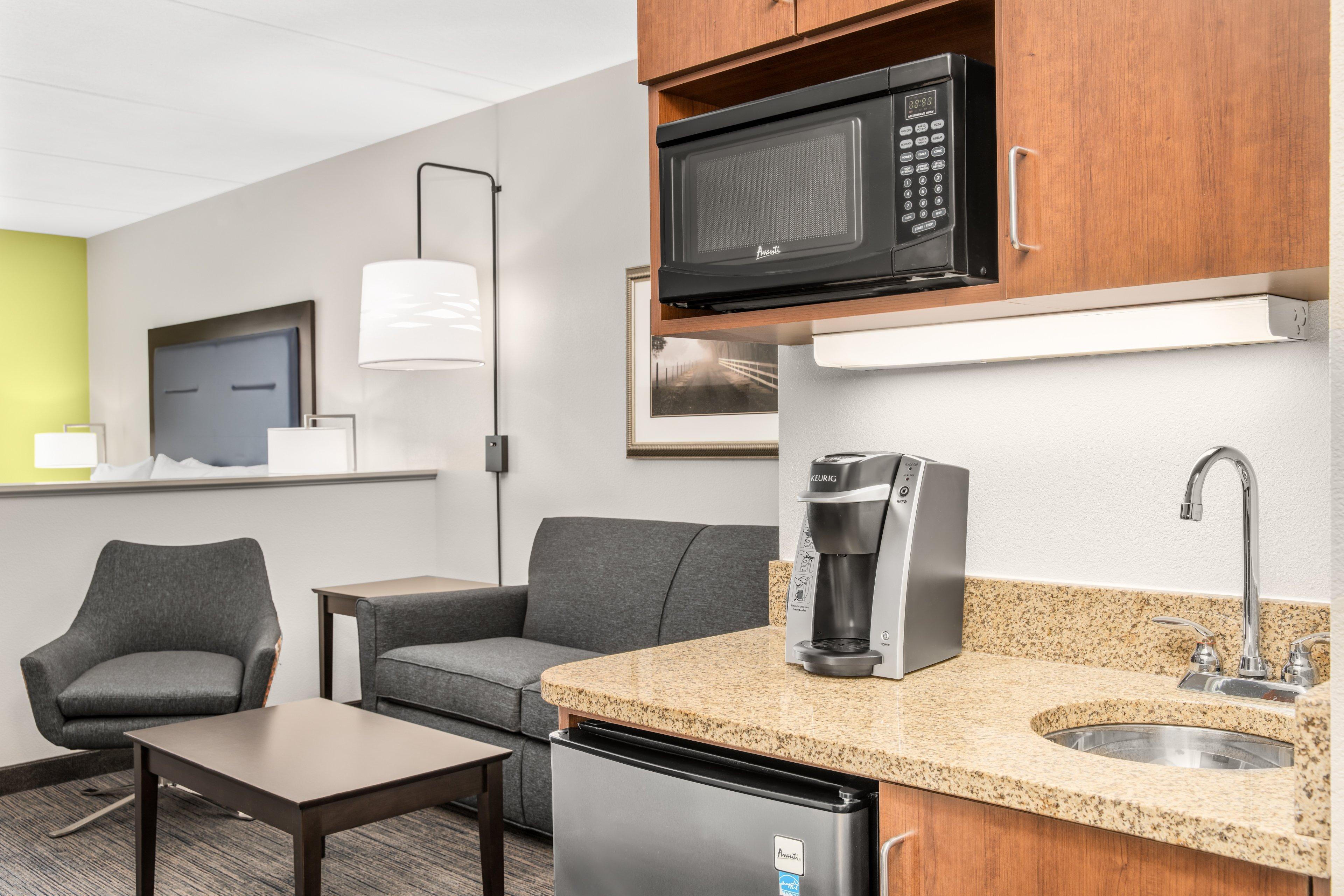 Holiday Inn Express & Suites Wilmington-Newark By Ihg Luaran gambar