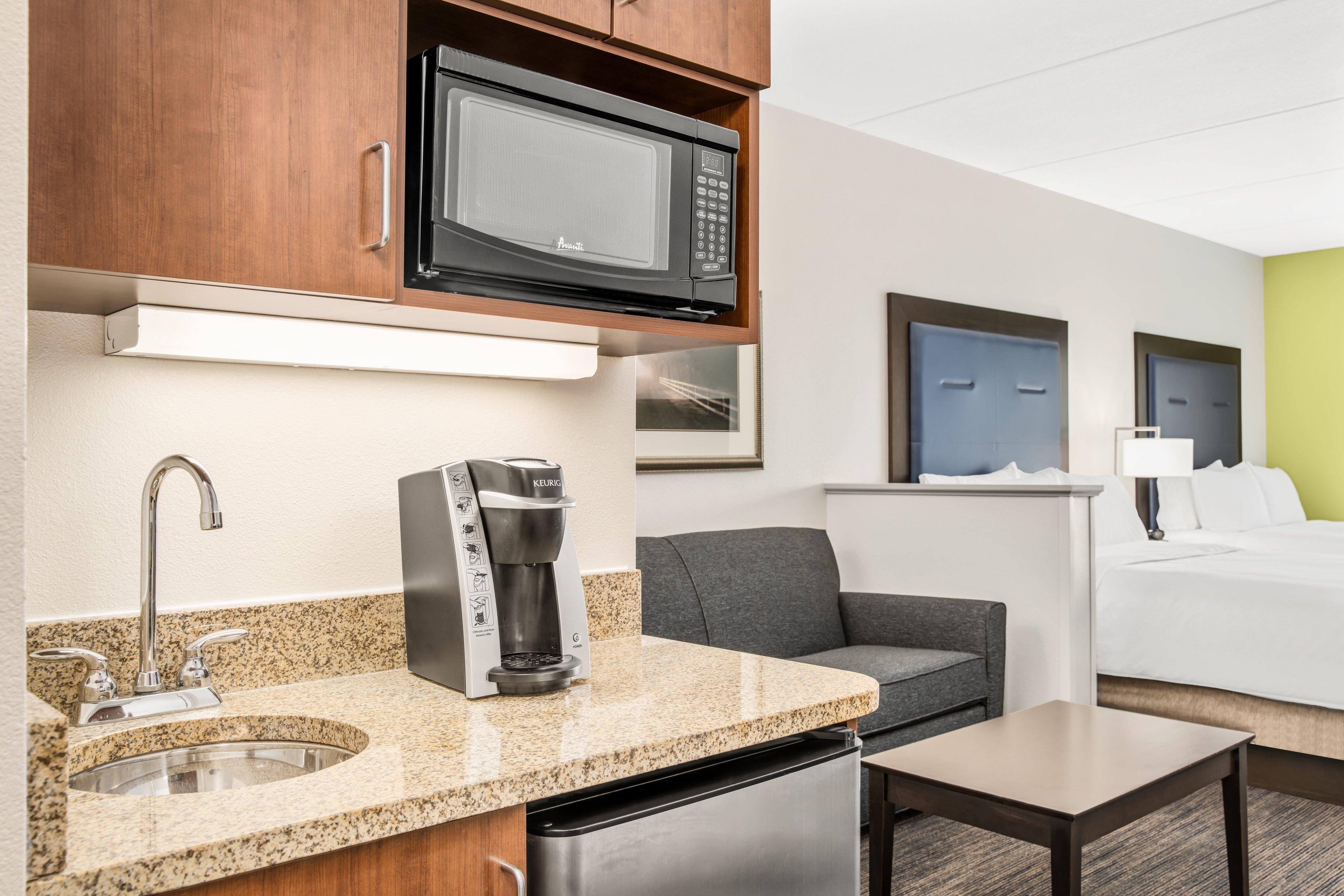 Holiday Inn Express & Suites Wilmington-Newark By Ihg Luaran gambar