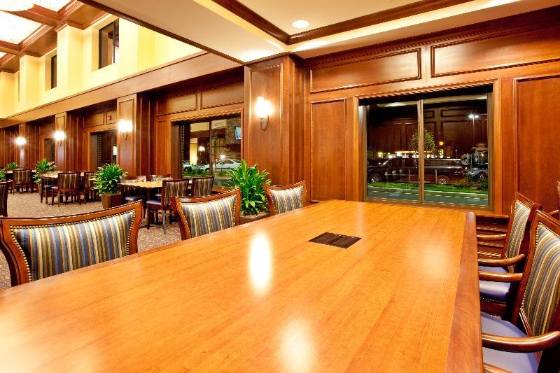Holiday Inn Express & Suites Wilmington-Newark By Ihg Restoran gambar